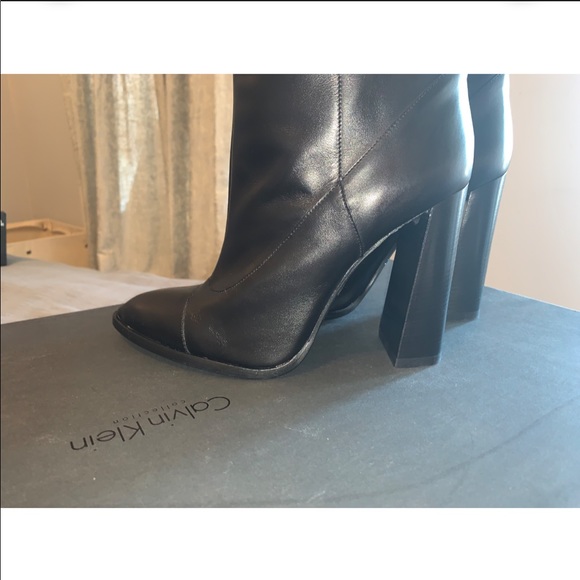 Calvin Klein Collection Heloise - Picture 4 of 6